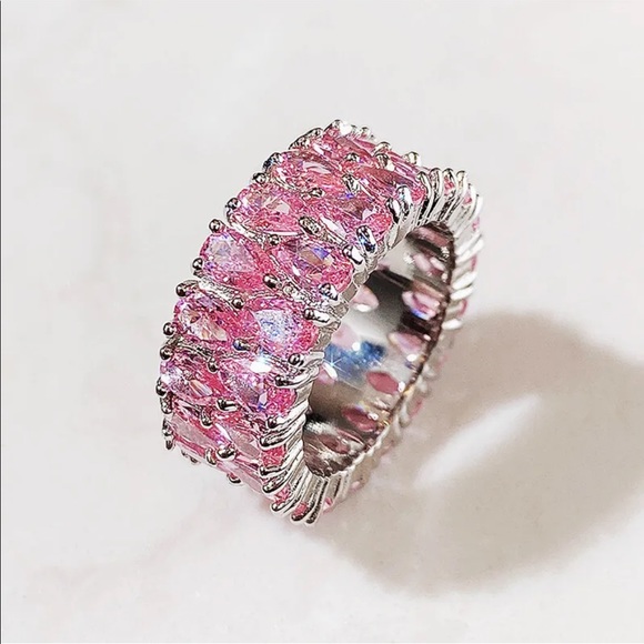 New 925 Silver Beautiful Luxurious Sapphire Ring - Picture 2 of 5